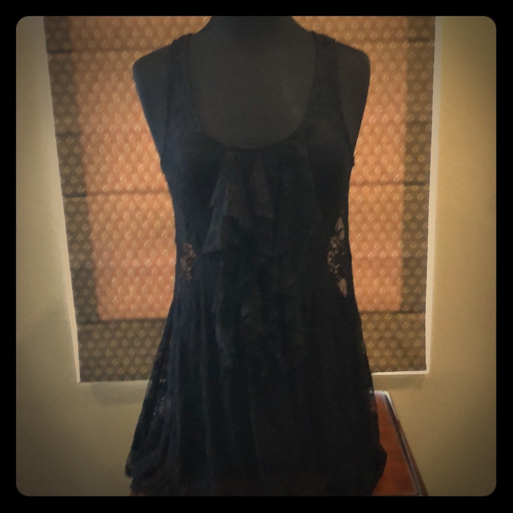 Black lace long top.